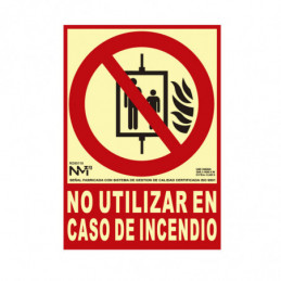 CARTEL DE EXTINCIÓN "NO UTILIZAR EN CASO DE INCENDIO" CLASE B (PVC 0,7mm) 21x30cm NORMALUZ⋆Armería Calatayud