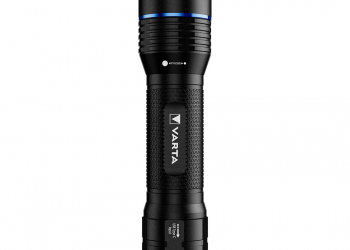 LINTERNA TÁCTICA NIGHT CUTTER PRO F20R RECARGABLE 1000 lm IP67 + CORDÓN Y RIÑONERA