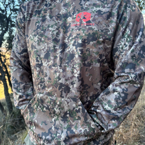 SUDADERA TECNICA CON CAPUCHA COLOR TIERRA CRUZ & HUNT